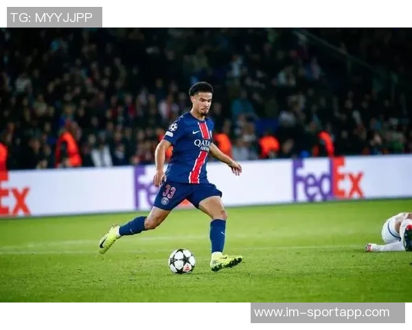 阿什拉夫伤愈归队恢复训练有望出战欧冠对纽卡的关键战役