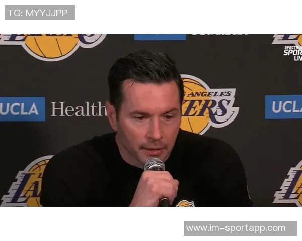 拉拉维亚谈防守挑战雷迪克鼓励我展现强硬风格